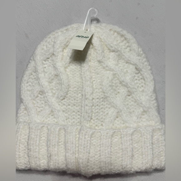Aerie NWT knit beanie - Picture 3 of 6